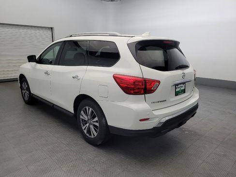 Used 2019 Nissan Pathfinder SL AWD/4WD image 5