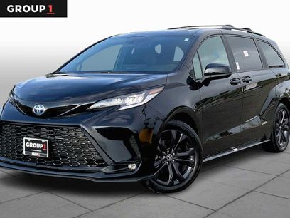 Used 2025 Toyota Sienna XSE