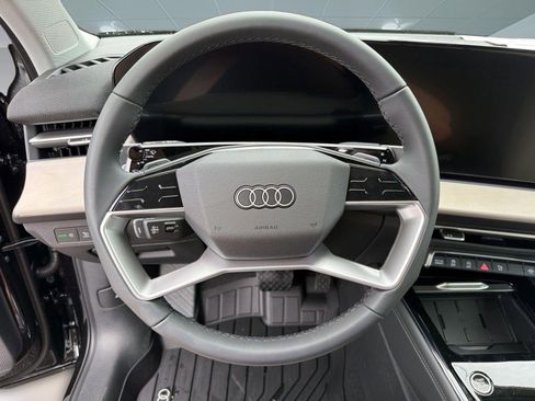 New 2026 Audi Q3 quattro 2.0T AWD/4WD image 17