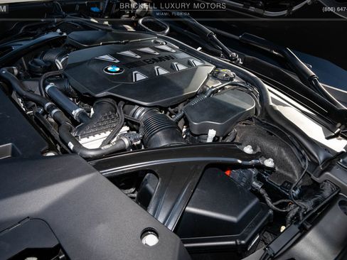 Used 2024 BMW 760i xDrive AWD/4WD image 42
