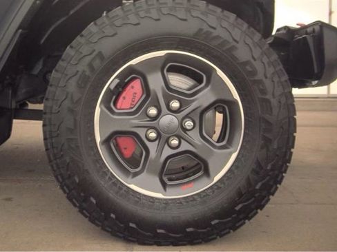 Used 2022 Jeep Gladiator Rubicon w/ Cold Weather Group AWD/4WD image 20