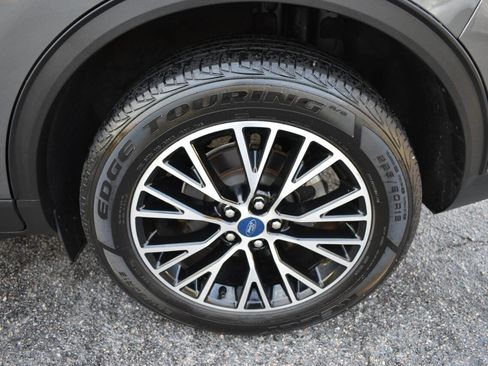 Used 2022 Ford Escape Titanium w/ Titanium Premium Package image 42