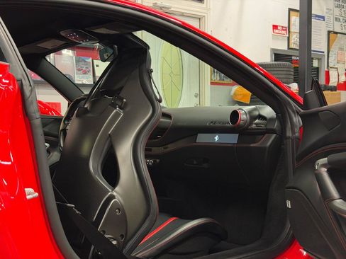 Used 2020 Ferrari F8 Tributo RWD image 26