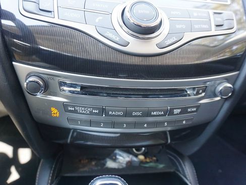Used 2017 INFINITI QX60 Luxe AWD/4WD image 11