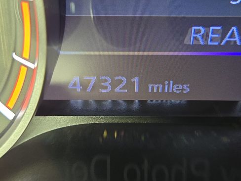 Used 2025 Nissan Altima 2.5 SV FWD image 18
