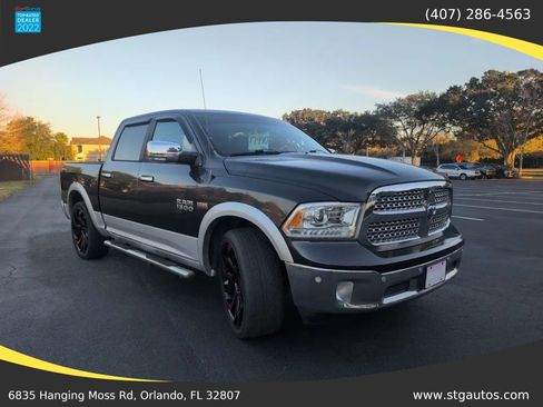 Used 2015 RAM 1500 Laramie image 6