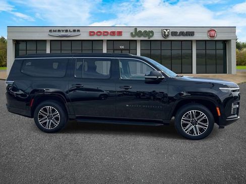 New 2026 Jeep Grand Wagoneer L 4WD image 28
