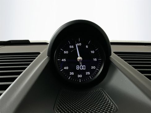 Certified 2025 Porsche 911 Carrera image 24