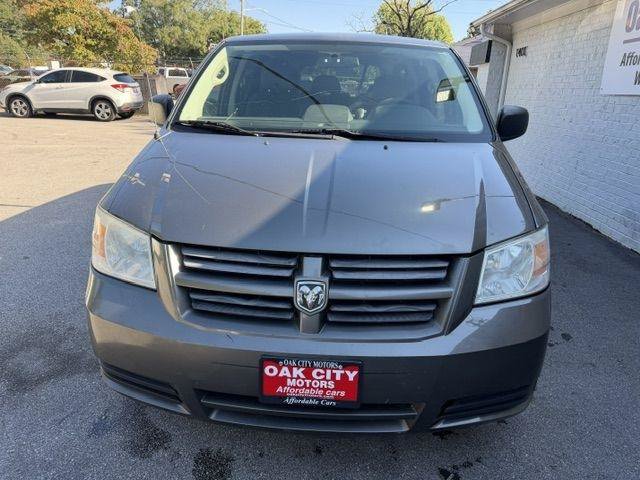 Used 2010 Dodge Grand Caravan SE w/ PWR Window Group FWD image 3
