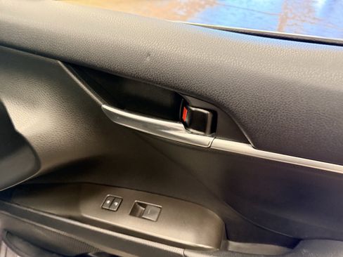 Used 2023 Toyota Camry SE FWD image 20