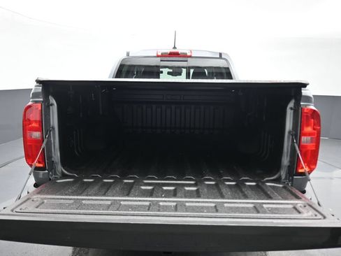Used 2021 Chevrolet Colorado Z71 w/ Safety Package AWD/4WD image 48