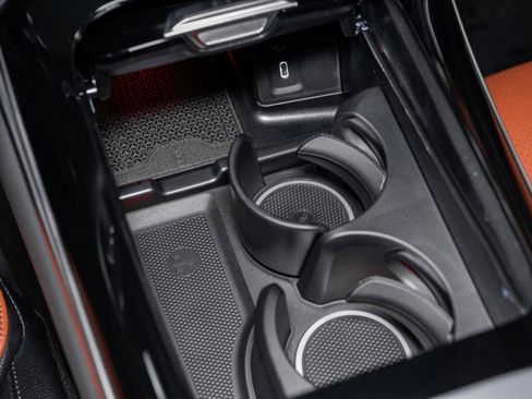 New 2026 Mercedes-Benz GLC 300 image 19