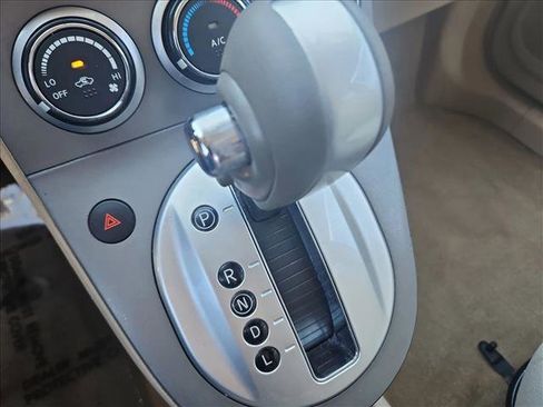 Used 2012 Nissan Sentra 2.0 S image 11