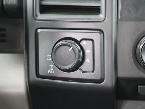 Used 2015 Ford F150 XL w/ Equipment Group 101A Mid AWD/4WD image 21