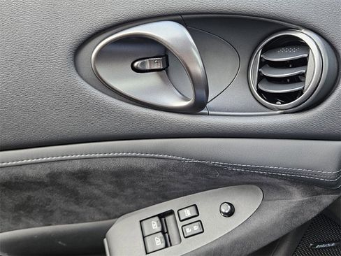 New 2026 Nissan Z NISMO image 33