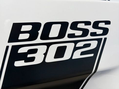 Used 2013 Ford Mustang Boss 302 w/ Boss 302 Accessory Pkg RWD image 9