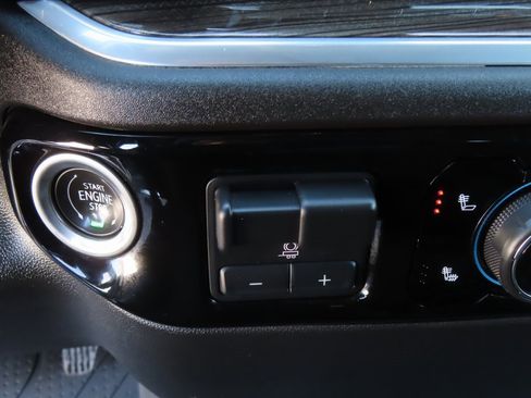 Certified 2022 Chevrolet Silverado 1500 RST w/ Z71 Off-Road Package image 8