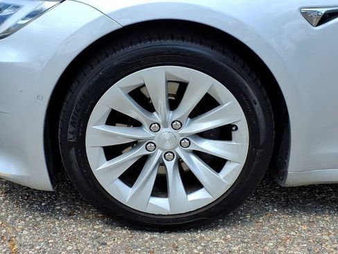Used 2018 Tesla Model S 75D AWD/4WD image 9