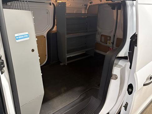 Used 2017 Ford Transit Connect XLT FWD image 13
