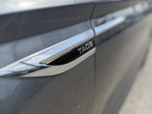 Certified 2023 Volkswagen Taos SE image 19