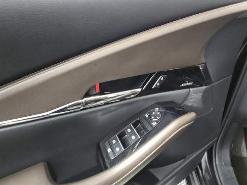 Used 2022 MAZDA CX-30 AWD 2.5 S w/ Premium Package image 23