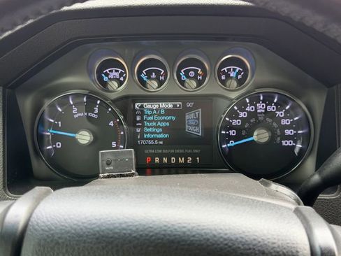 Used 2015 Ford F250 Lariat w/ Lariat Interior Package AWD/4WD image 25