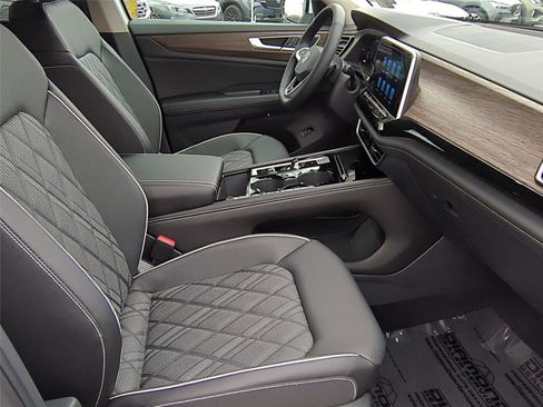 New 2026 Volkswagen Atlas SEL Premium R-Line image 21