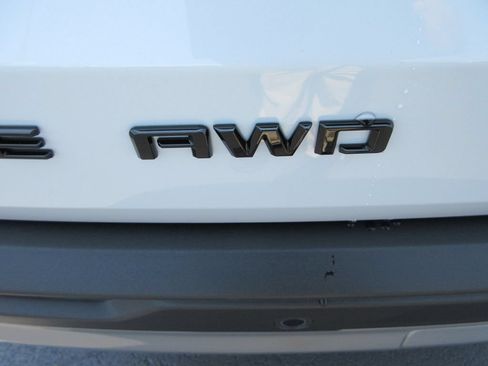 New 2026 Chevrolet Traverse Z71 w/ Driver Confidence Package AWD/4WD image 12