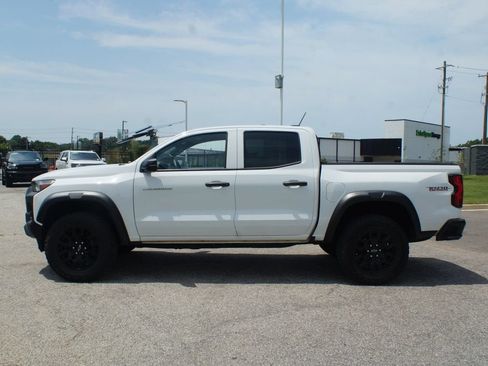Used 2023 Chevrolet Colorado Trail Boss w/ Advanced Trailering Package AWD/4WD image 13