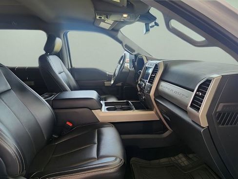 Used 2021 Ford F350 Lariat w/ Lariat Ultimate Package image 21