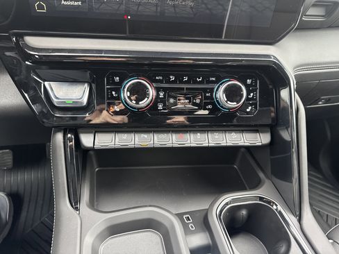 New 2026 GMC Sierra 2500 AT4X w/ AT4X AEV Edition image 18