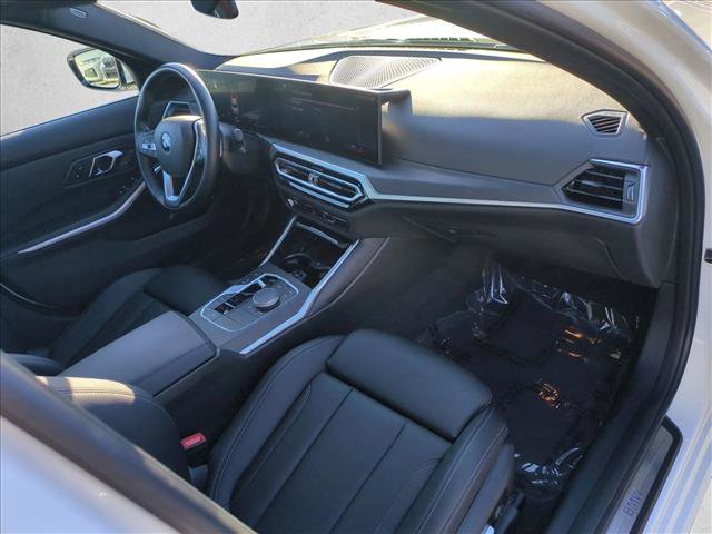 Used 2024 BMW 330i Sedan w/ Convenience Package RWD image 23
