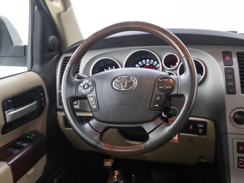 Used 2013 Toyota Sequoia Platinum AWD/4WD image 21