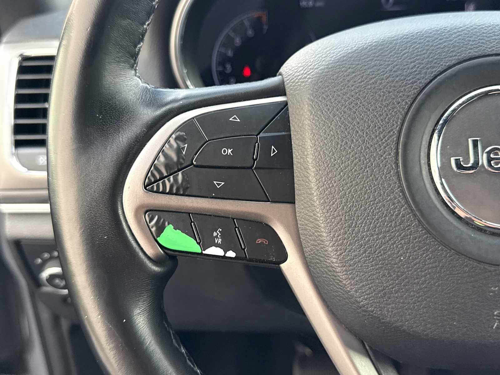 Used 2020 Jeep Grand Cherokee Limited RWD image 33