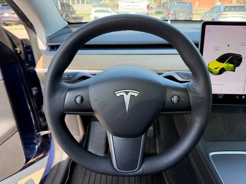 Used 2021 Tesla Model Y Long Range AWD/4WD image 14