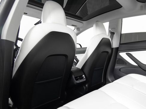 Used 2020 Tesla Model 3 Performance image 19