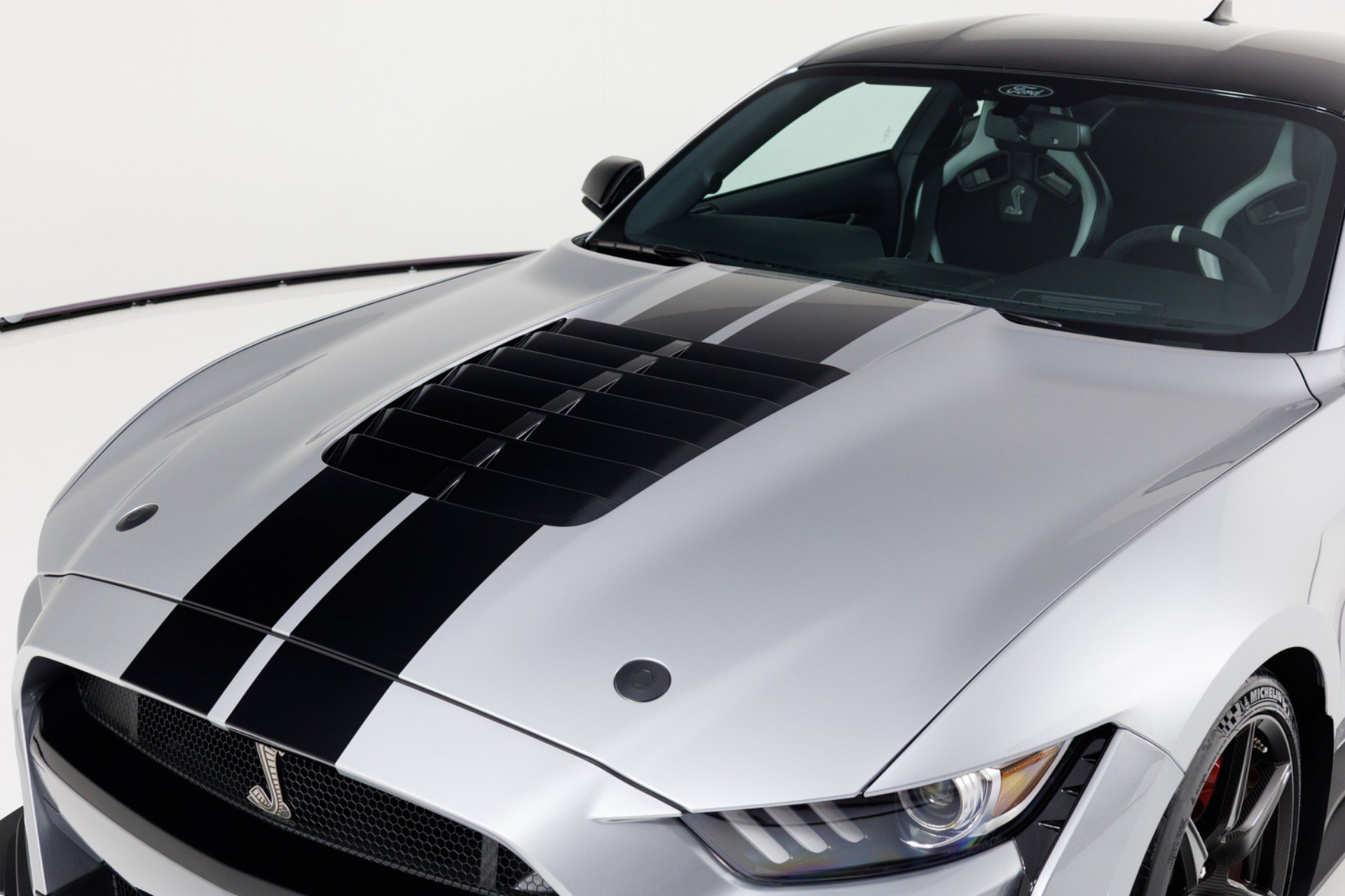 Used 2021 Ford Mustang Shelby GT500 w/ Carbon Fiber Track Pack RWD image 62