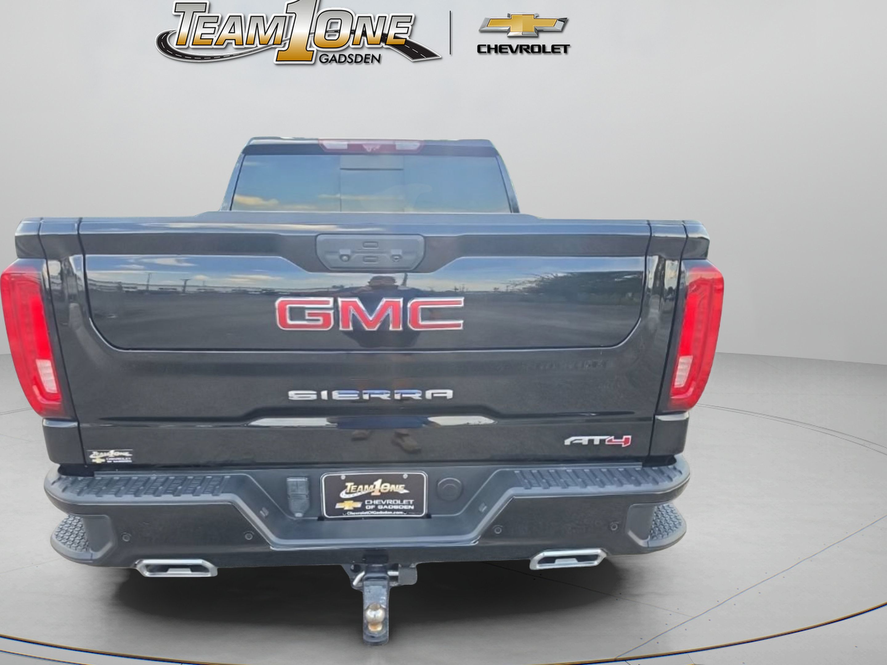 Used 2023 GMC Sierra 1500 AT4 w/ AT4 Premium Package AWD/4WD image 7