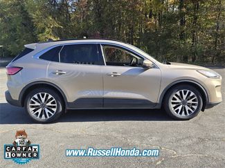 Used 2020 Ford Escape Titanium video 2