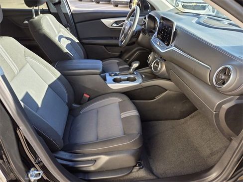 Certified 2024 Chevrolet Blazer LT w/ Convenience Package image 15