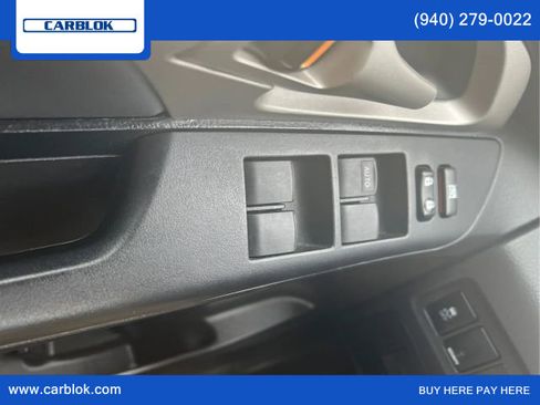 Used 2010 Pontiac Vibe GT image 20