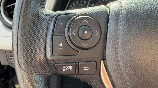 Used 2013 Toyota RAV4 LE AWD/4WD image 15