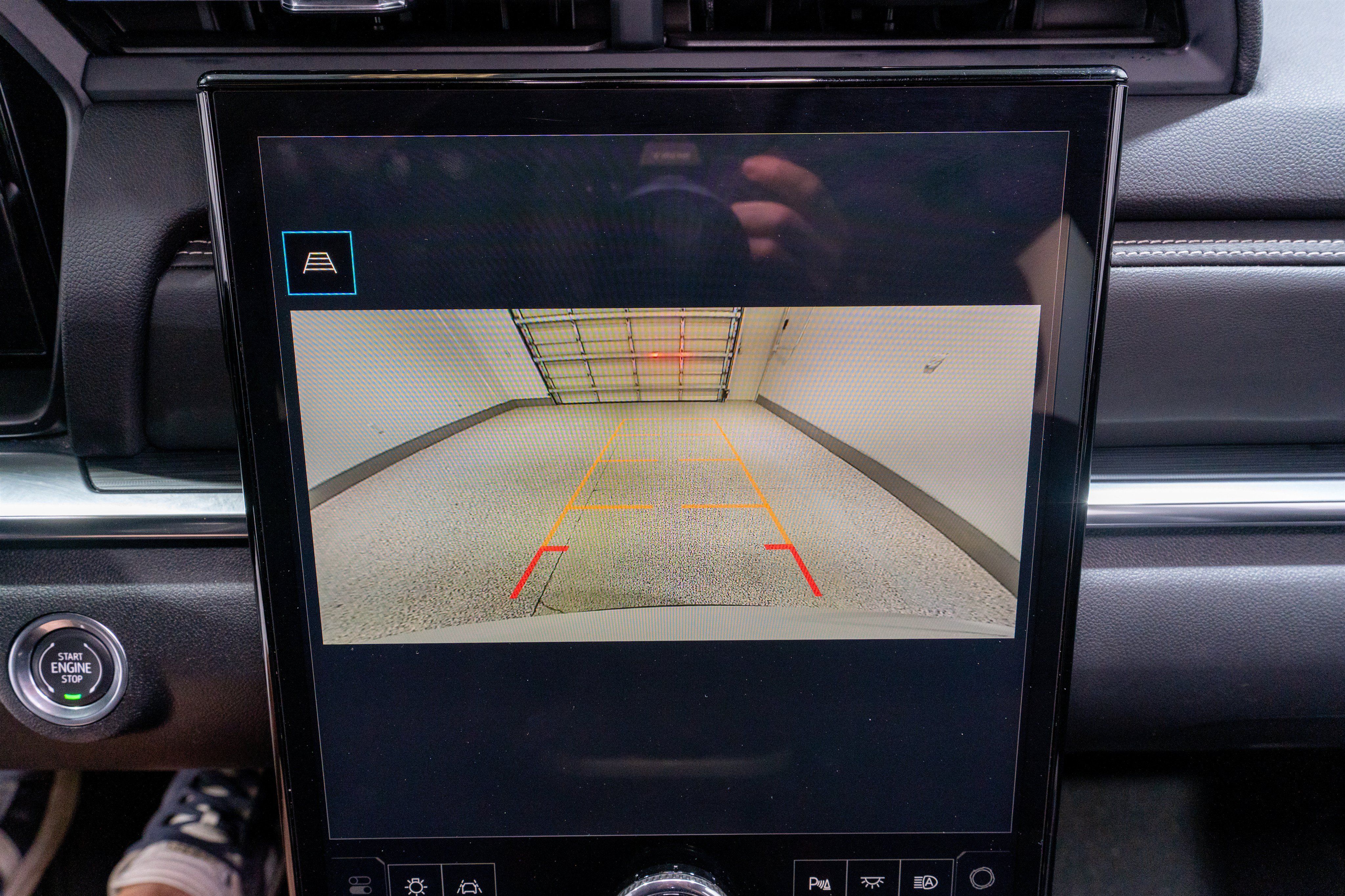 Used 2026 GMC Terrain Elevation w/ Elevation Premium Package FWD image 18