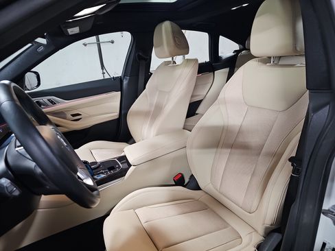 Used 2023 BMW i4 eDrive35 w/ Premium Package image 16