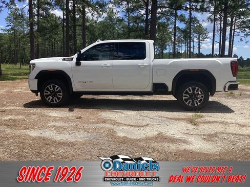 Used 2023 GMC Sierra 2500 AT4 w/ Gooseneck/5TH Wheel Package image 1