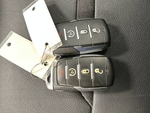Used 2022 RAM 1500 Big Horn AWD/4WD image 41