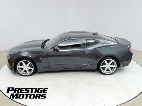 Used 2016 Chevrolet Camaro LT RWD image 16