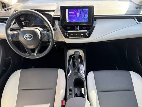 Used 2024 Toyota Corolla LE FWD image 10