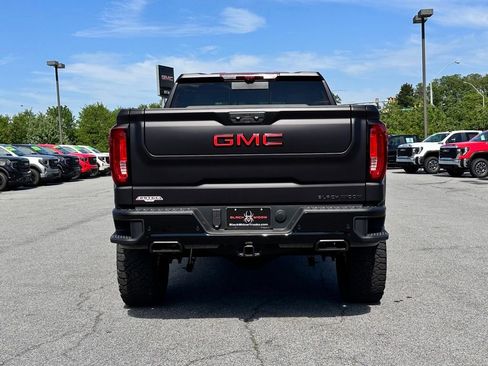 New 2026 GMC Sierra 1500 AT4 w/ AT4 Premium Package AWD/4WD image 8