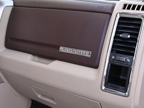 Used 2018 RAM 2500 Laramie w/ Convenience Group image 38